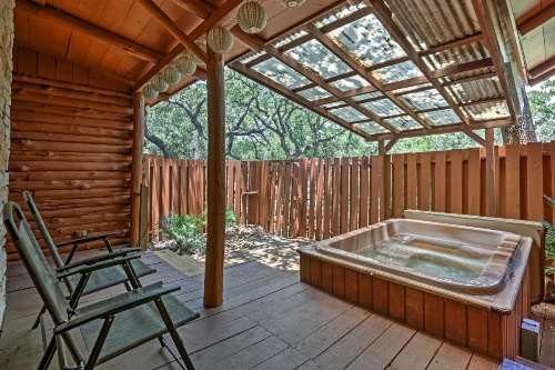 2 Canyon Lake Cabins - 3BR Total - on 2.7 Acres! image 18