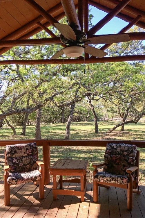 2 Canyon Lake Cabins - 3BR Total - on 2.7 Acres! image 5