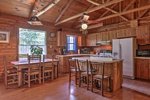 2 Canyon Lake Cabins - 3BR Total - on 2.7 Acres! image 7